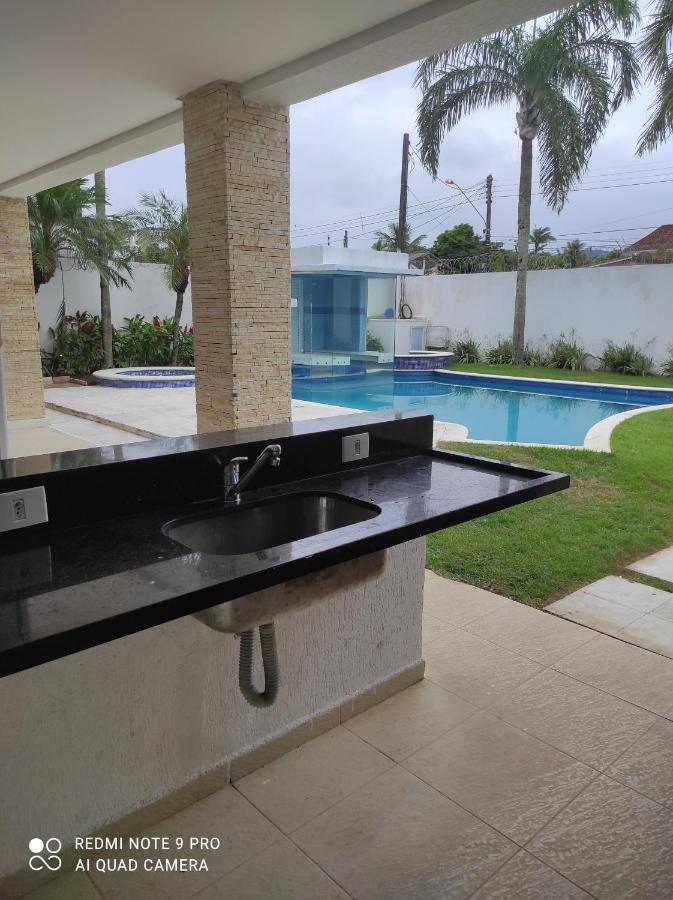 Casa Com Piscina A 150M Da Praia Da Enseada Γκουαρούχα Εξωτερικό φωτογραφία